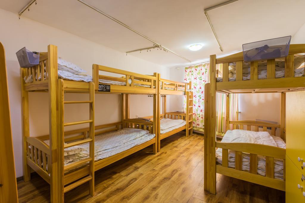 Dalian Buzz Light Year Youth Hostel Kültér fotó